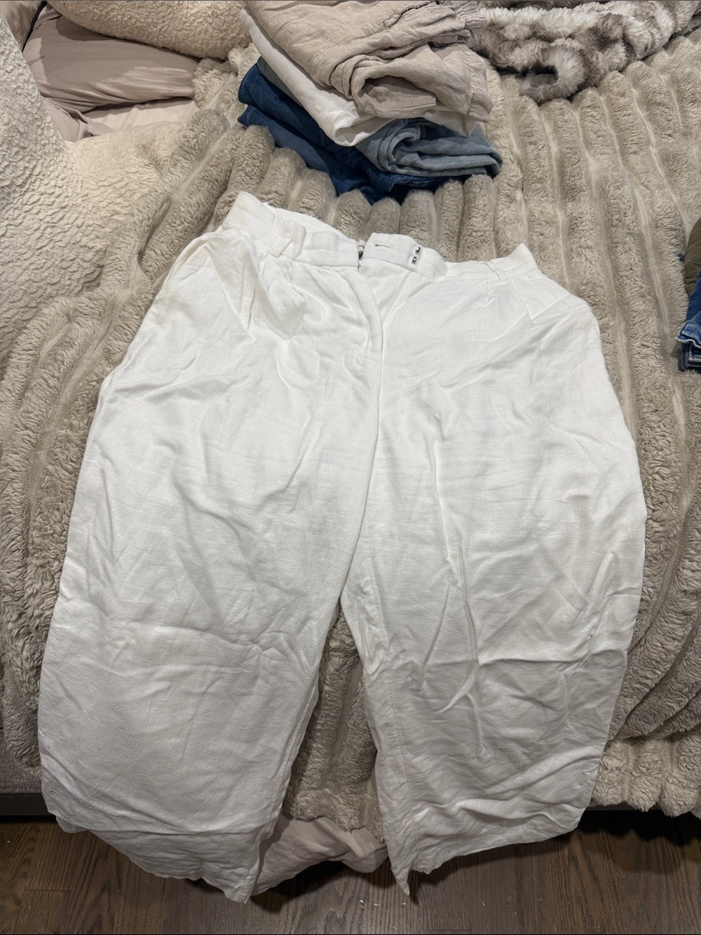 Abercrombie & Fitch White Wide-Leg Linen Blend Pants